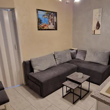 Kiara أوماغ